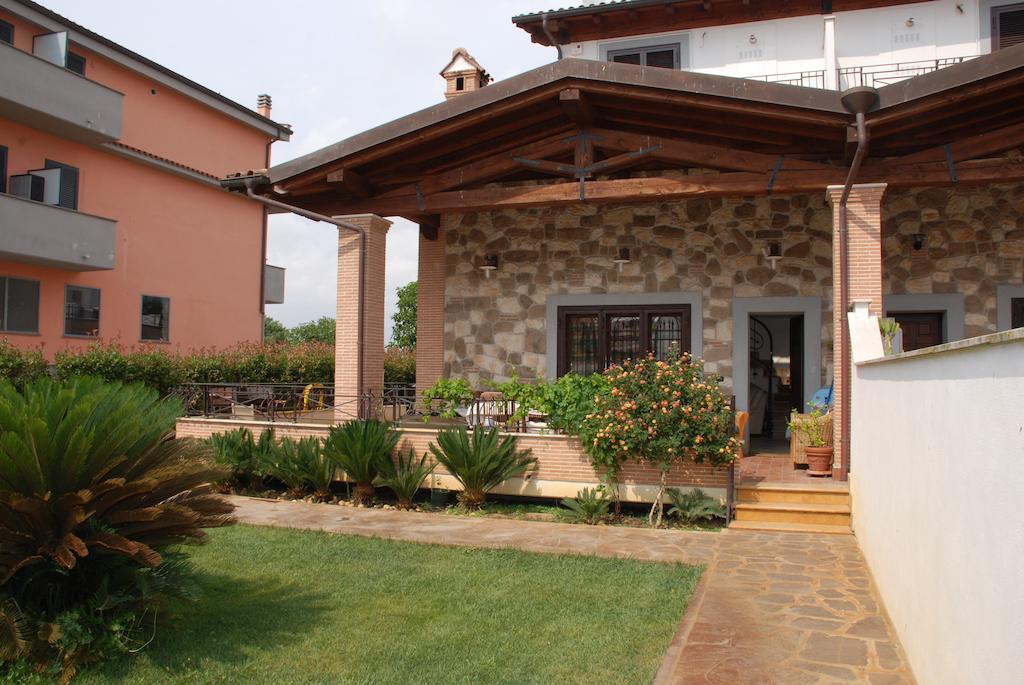 Villa Cecilia Fiumicino Exteriör bild